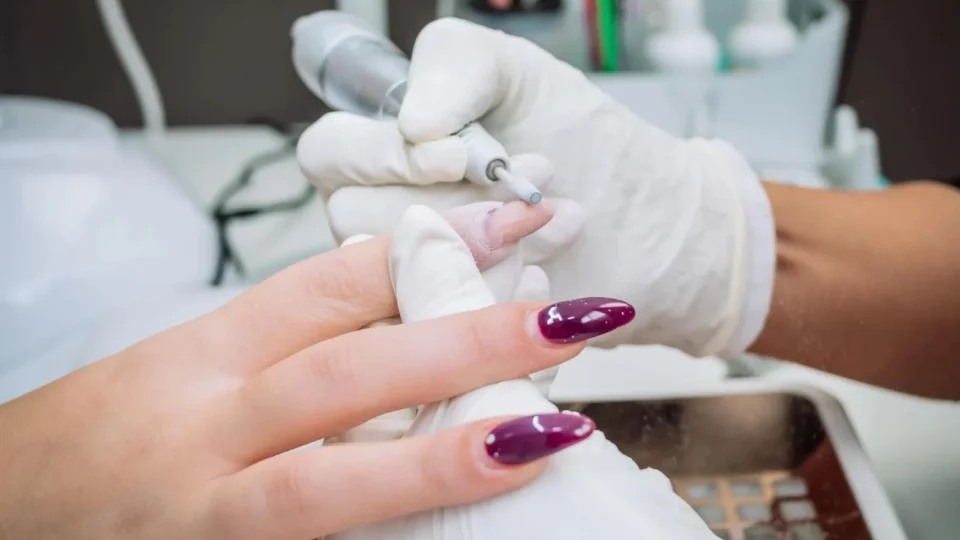 carcinogenicidade DMPT unhas gel