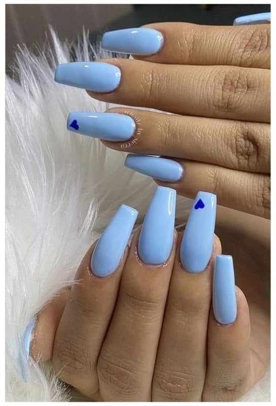 Unhas francesinha azul claro