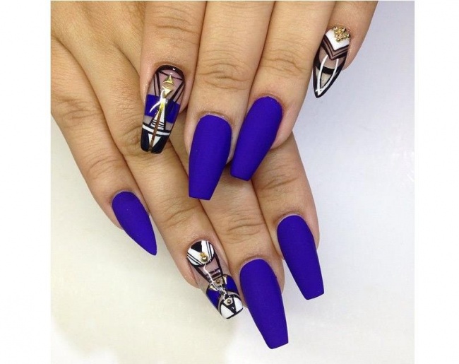 Unhas postiças bailarina: vantagens e desvantagens