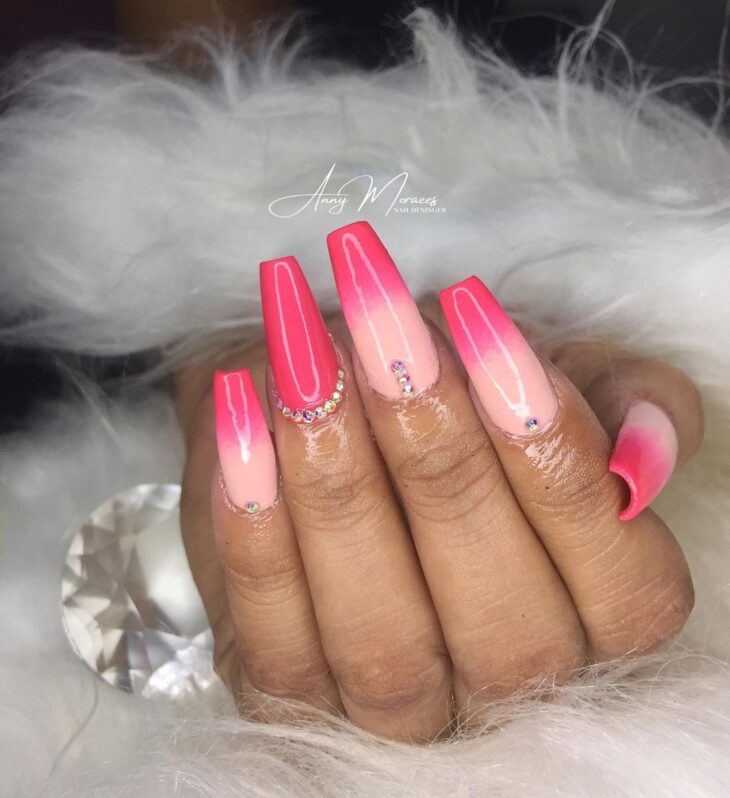 como fazer unha bailarina decorada com glitter