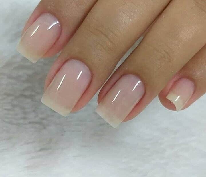 Como o Banho de Gel Ajuda na Recuperação de Unhas Roídas?