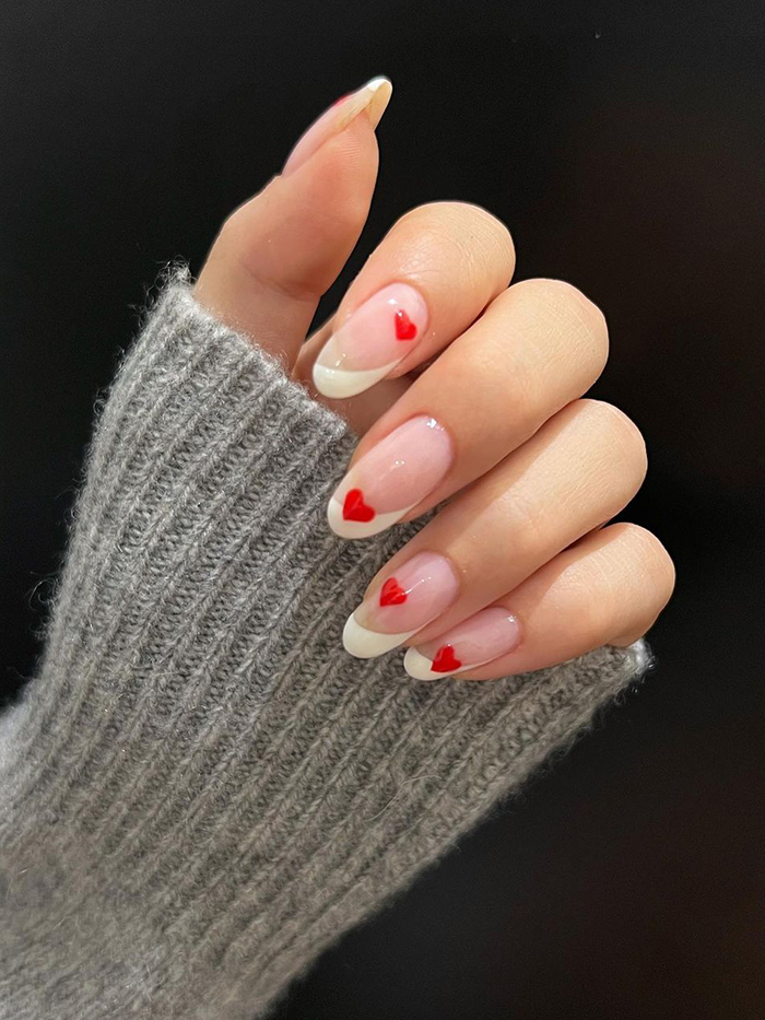 5 ideias de títulos:
1. Blindagem de Unha: O Guia Completo para Unhas Fortes e Decoradas
2. Decoração Encapsulada: Transforme sua Blindagem de Unha
3. Blindagem de Unha vs. Esmaltação em Gel: Qual a Melhor Opção?
4. Passo a Passo Detalhado: Como Fazer Blindagem de Unha em Casa
5. As Vantagens da Blindagem de Unha para Unhas Fracas e Quebradiças