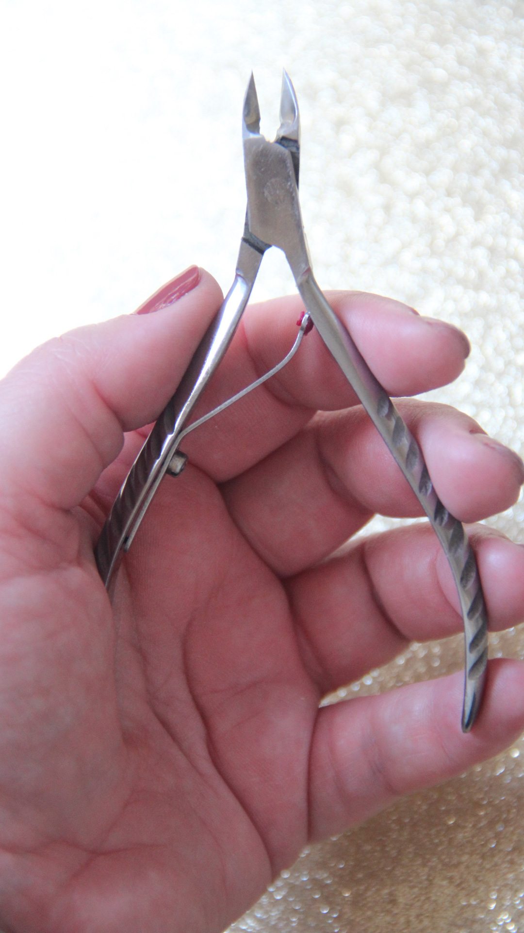 como afiar alicate de unha em casa