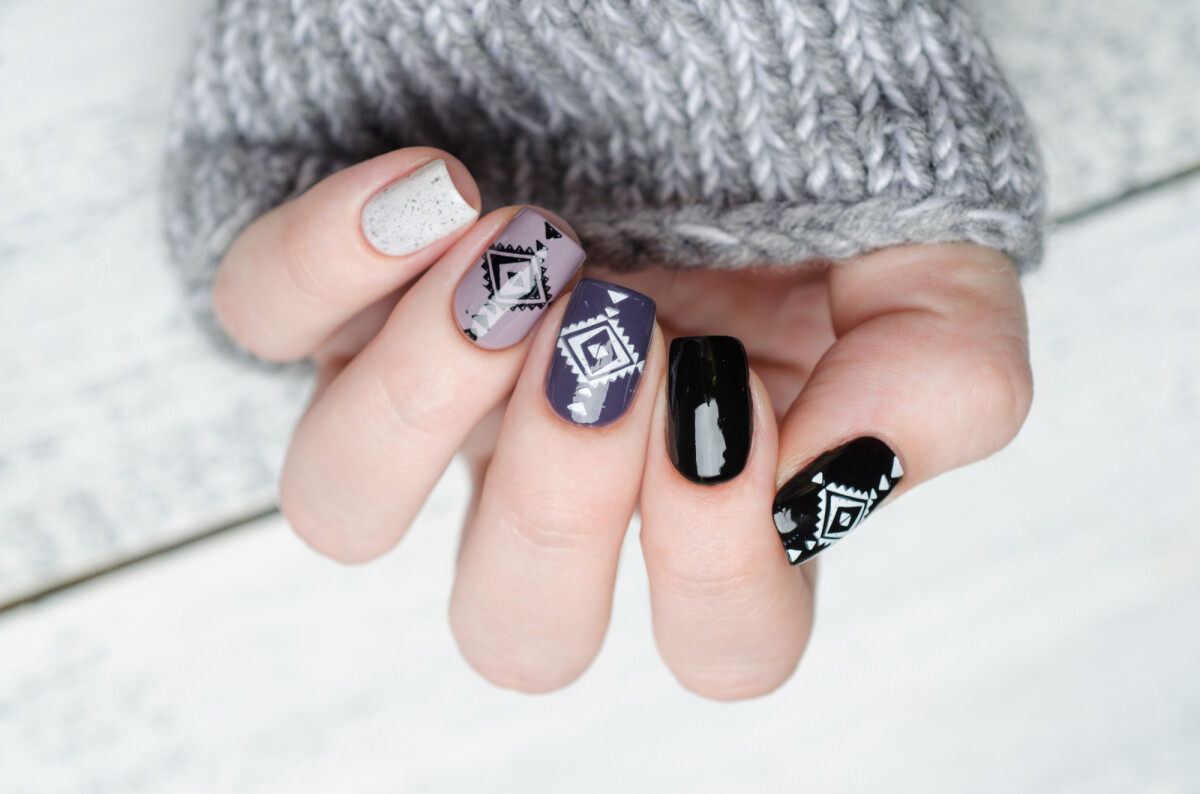 Guia Completo: Diferenças entre Esmalte em Gel, Acrílico e Fibra de Vidro