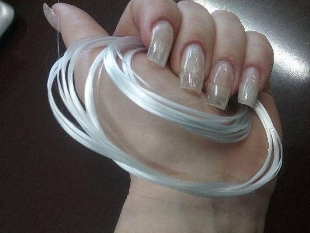 unha de fibra de vidro amolecer para remover