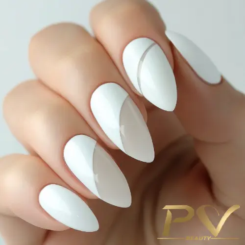 unhas claras francesinha moderna