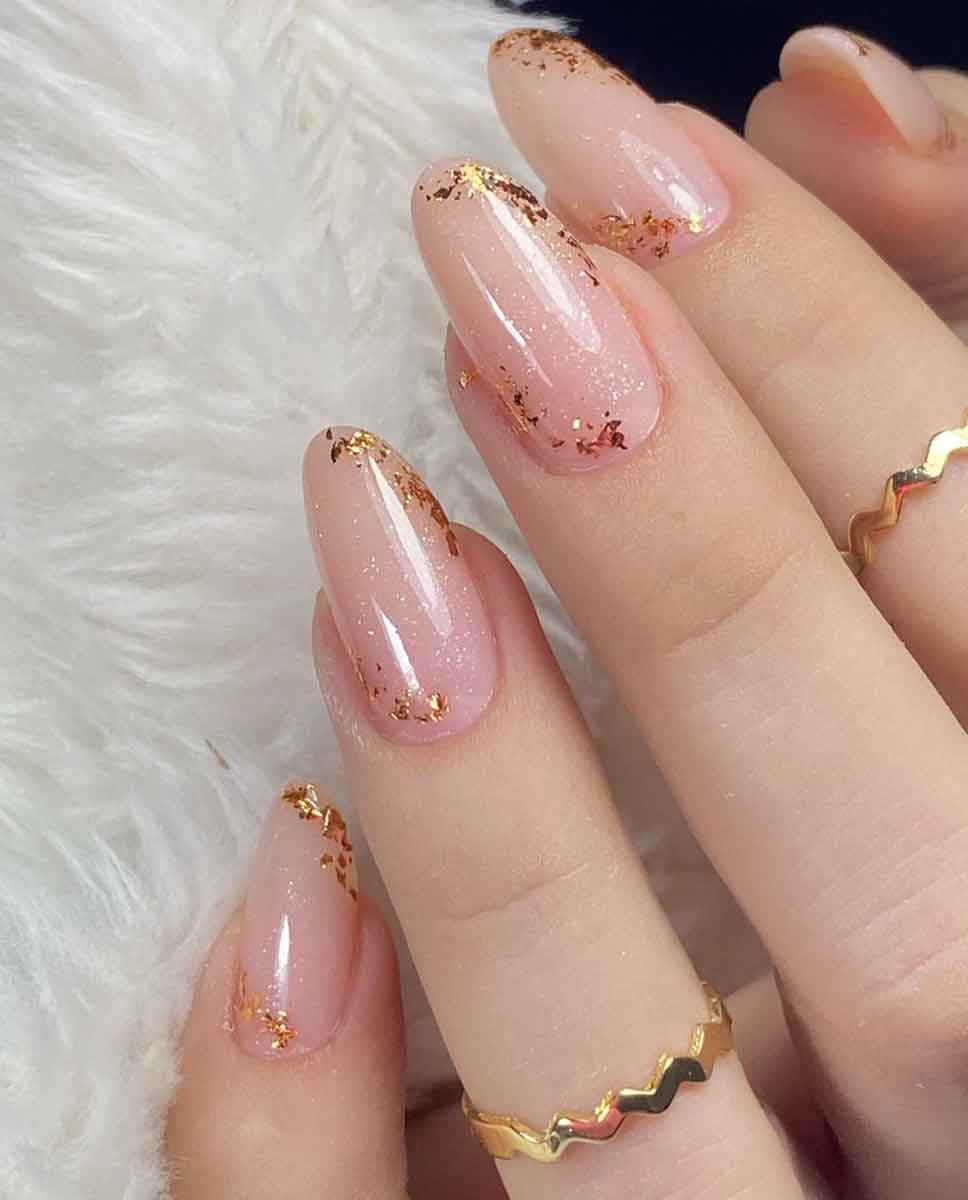 unha folha de ouro vs unha com glitter qual escolher