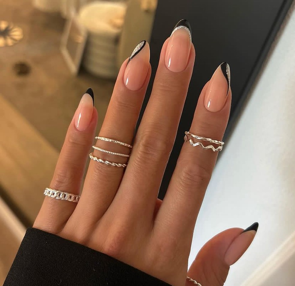 como fazer francesinha preta fosca em casa