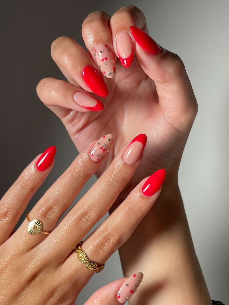 unhas brancas vs unhas douradas para o réveillon: qual escolher?