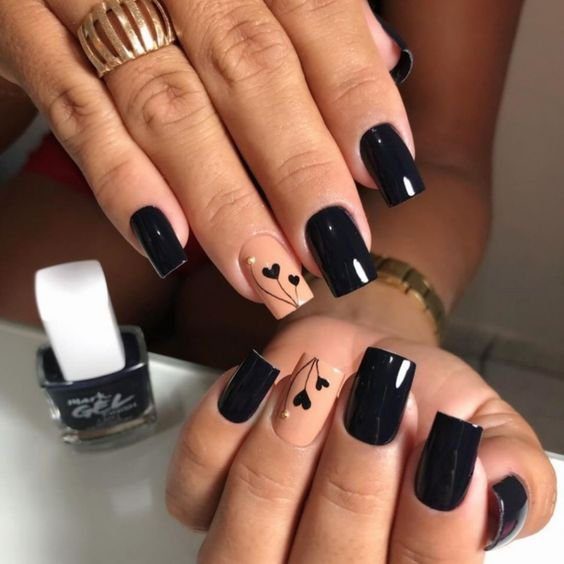 decoração de unha preta