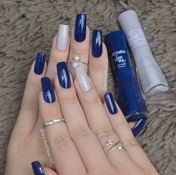Minimalismo nas Unhas: Tendências e Inspirações