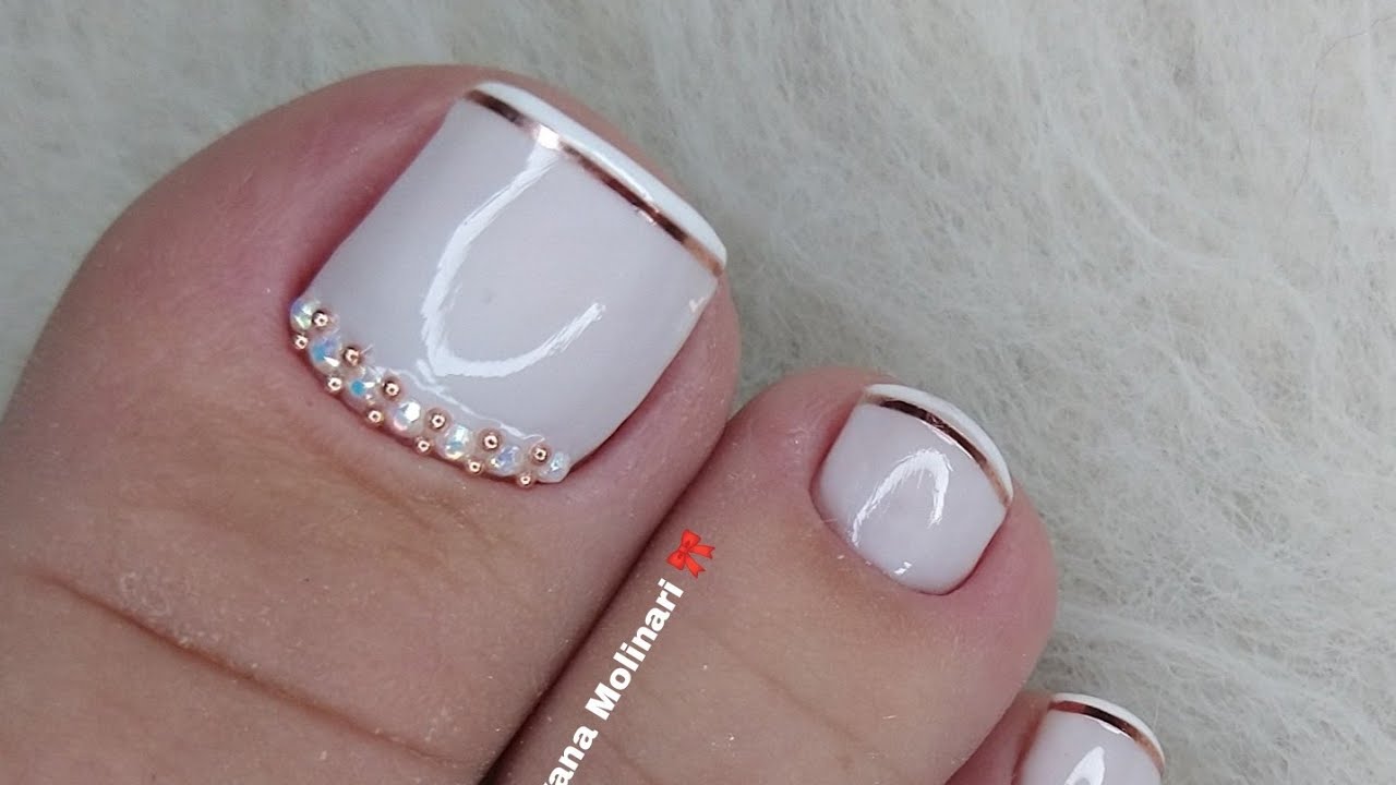 erros comuns ao fazer unhas do pé decoradas em casa