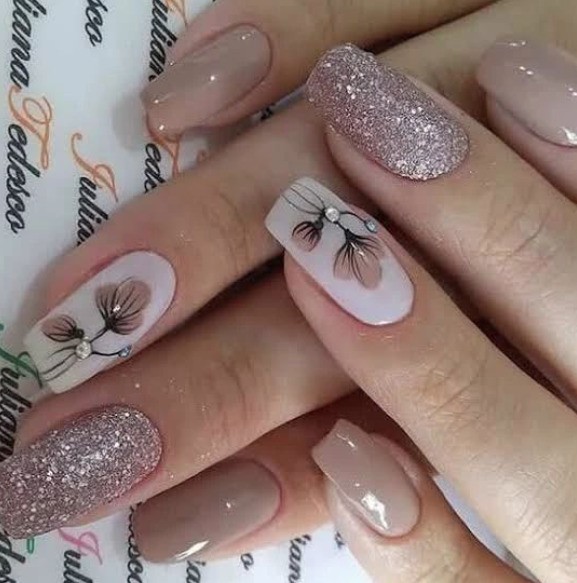 unha de gel decorada 3D