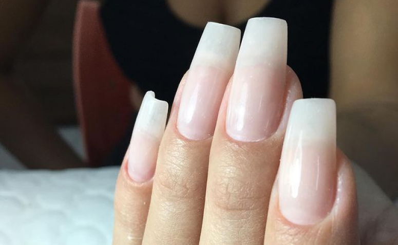 5 ideias de títulos:
1. Desidratador de Unha: O Guia Completo para uma Aplicação Perfeita
2. Desidratador vs. Primer: Entenda as Diferenças e Quando Usar Cada Um
3. Como Usar o Desidratador de Unha Corretamente: Passo a Passo Detalhado
4. As Melhores Marcas de Desidratador de Unha para Profissionais e Uso Doméstico
5. A Importância do Desidratador na Durabilidade do Esmalte e Alongamento