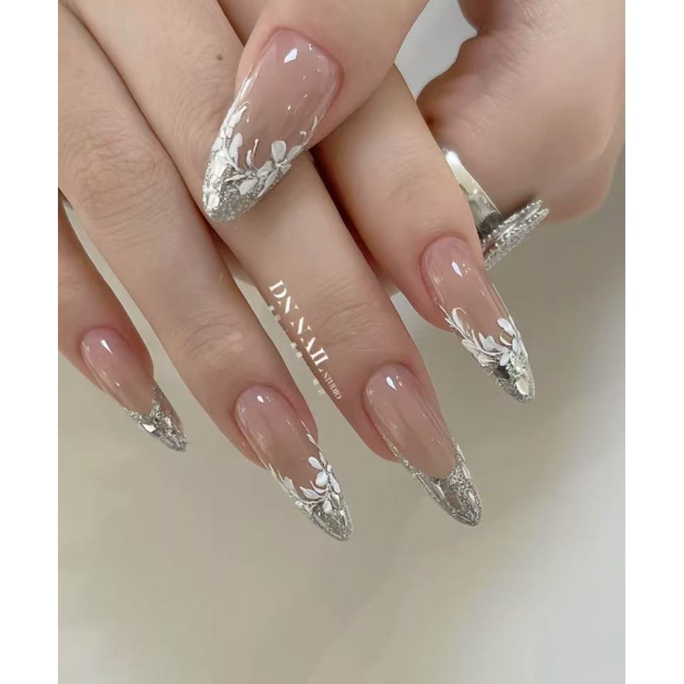 unhas de gel chiques para eventos