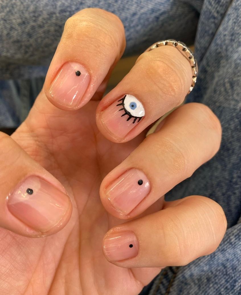 Tendências de Nail Art Inspiradas em Emojis para 2024