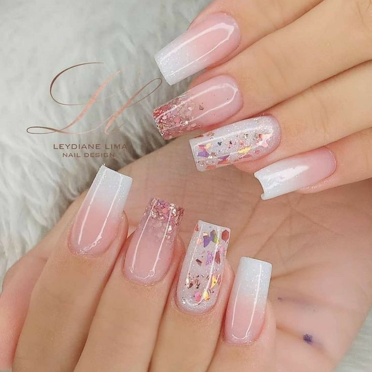 5 ideias de títulos: 1. Unhas Encapsuladas: O Guia Completo para um Look Incrível. 2. Descubra os Segredos das Unhas Encapsuladas com Glitter e Flores. 3. Unhas Encapsuladas: Tendências e Inspirações para Arrasar. 4. Como Fazer Unhas Encapsuladas Perfeitas em Casa. 5. Unhas Encapsuladas: Durabilidade e Brilho que Impressionam.