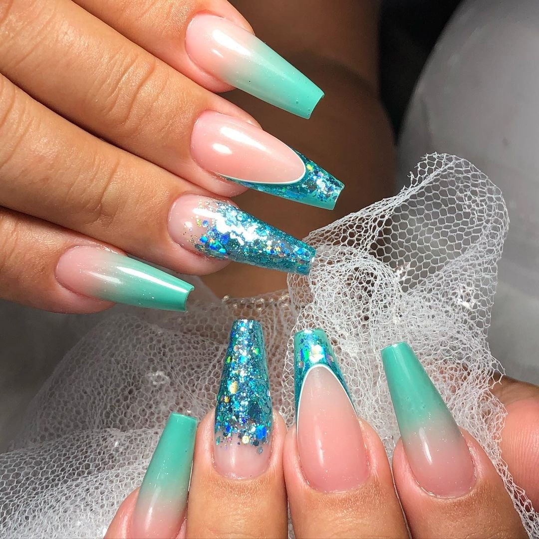 unha encapsulada francesinha stiletto