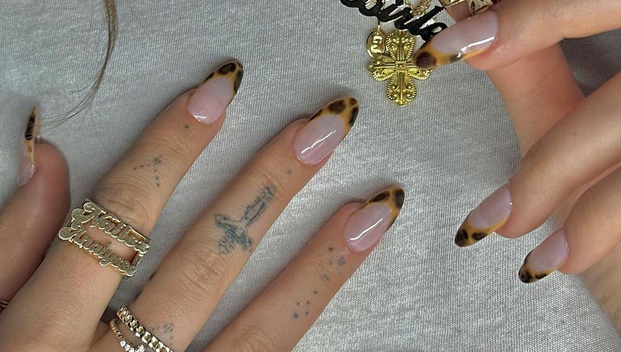 Guia Completo: Como Escolher a Escova de Unha Ideal para Você