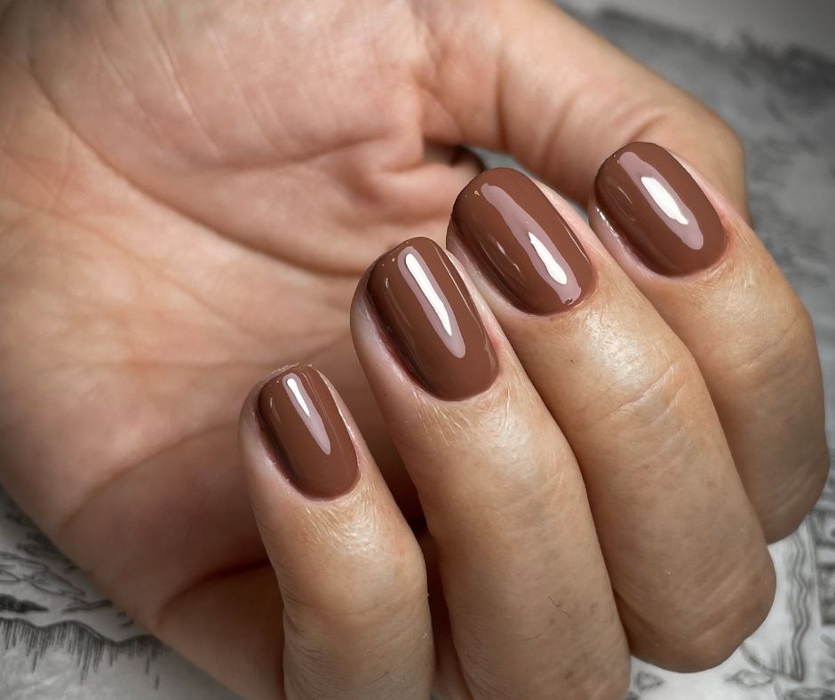 esmaltação em gel em unha natural dura quanto tempo