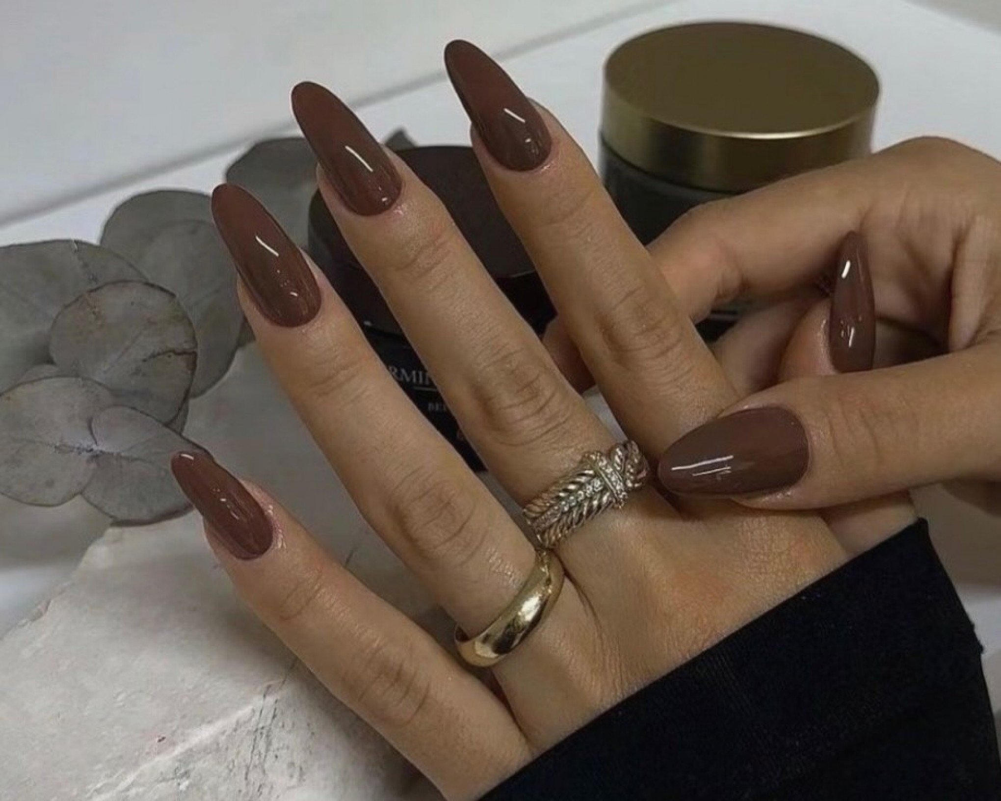 melhores esmaltes cor de unha natural para um visual elegante