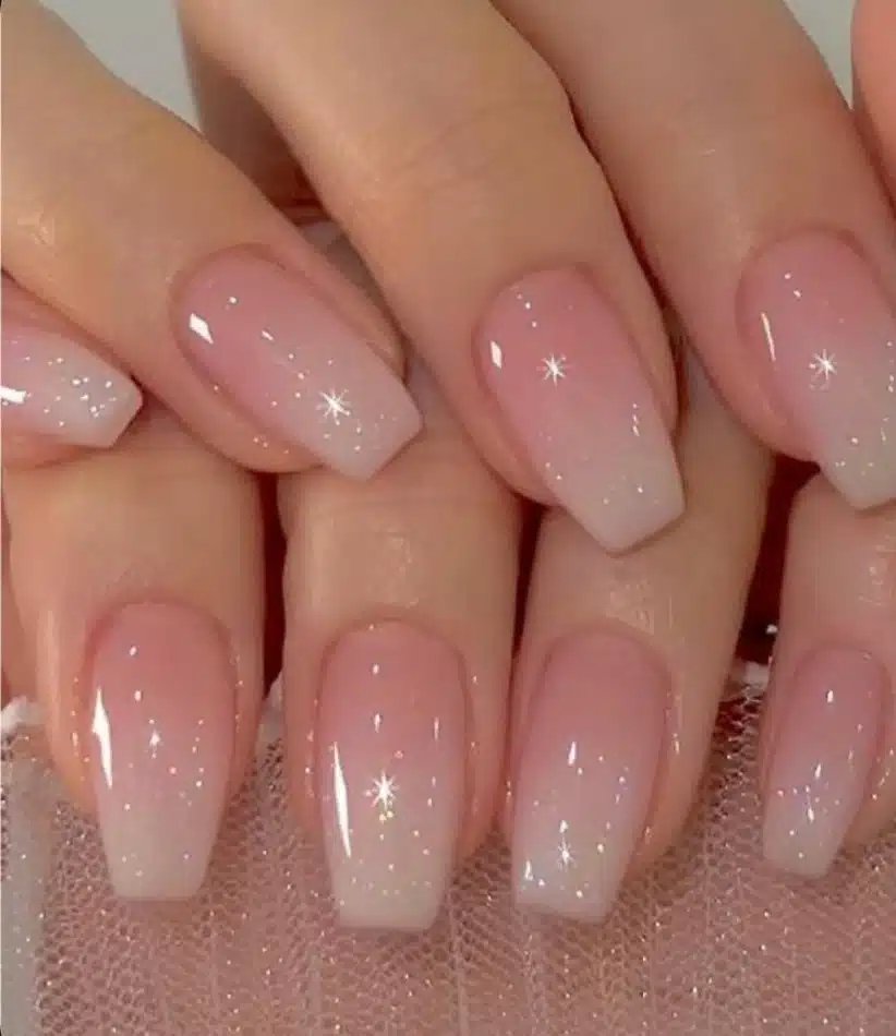 como escolher esmalte cor de unha natural para pele fria