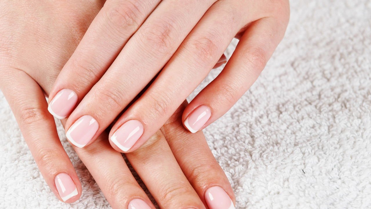 esmalte nude para unhas curtas
