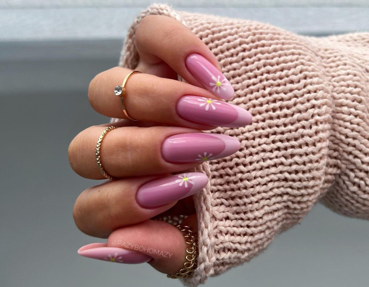 como fazer flor de unha com 6 palitos