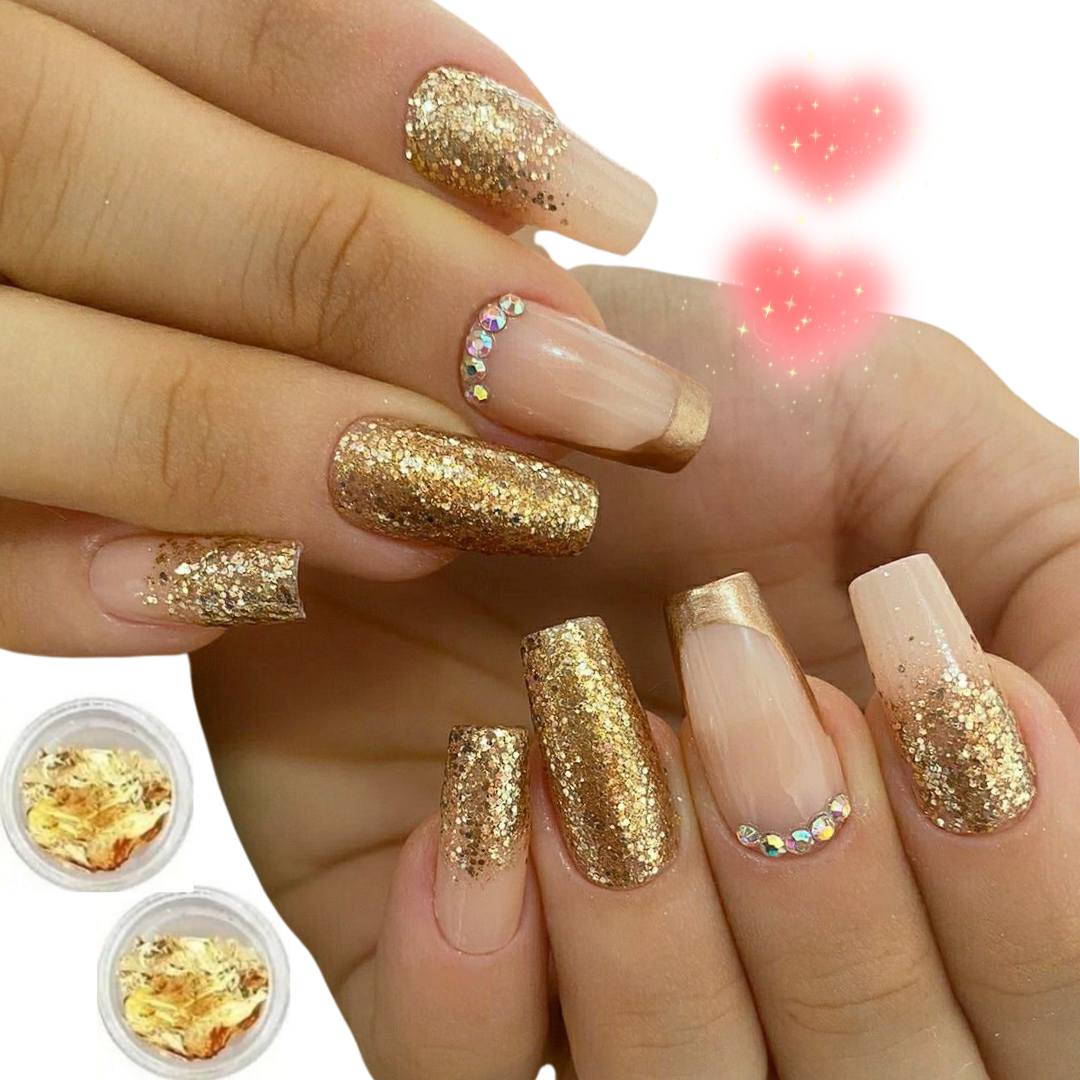 Decoração de unhas com ouro