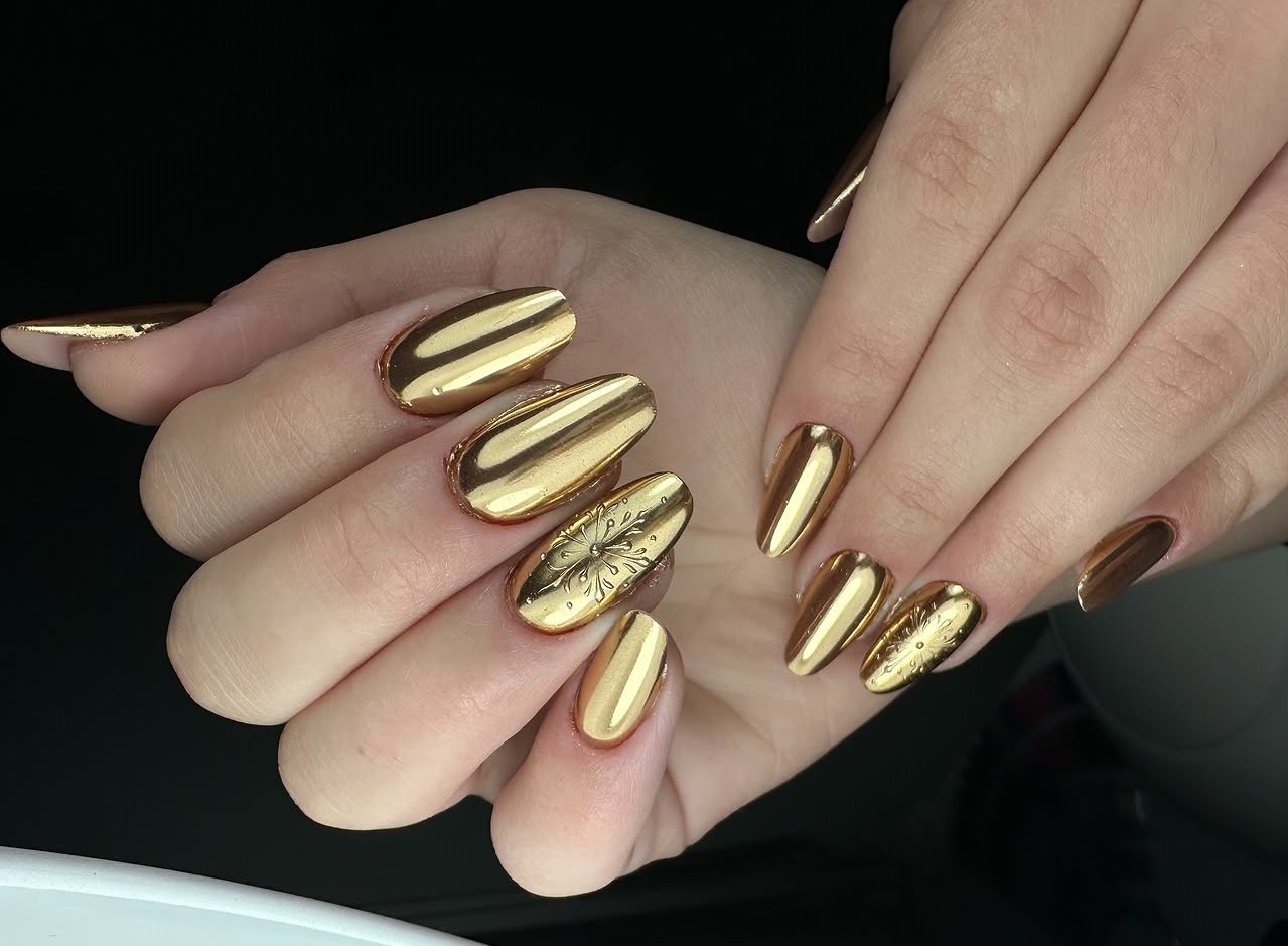 unhas com glitter para virada