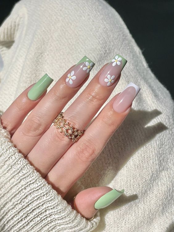 unhas quadradas decoradas