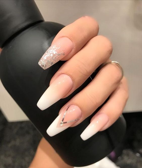 unhas em gel curtas decoradas simples