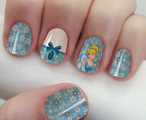 Tendências de Nail Art Infantil: Cores, Desenhos e Efeitos para Mãos Pequenas