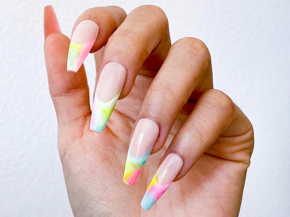 quanto custa fazer francesinha colorida unha quadrada salão