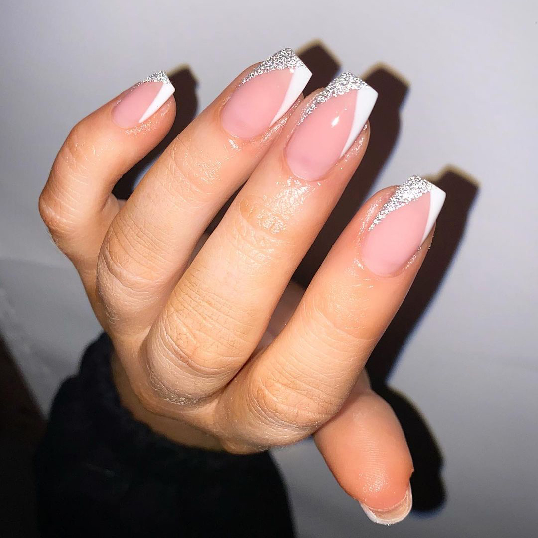 francesinha branca com pedraria