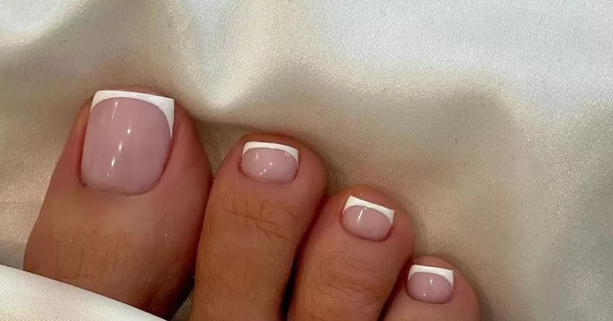 Guia Completo: Como Fazer Francesinha Perfeita nas Unhas dos Pés em Casa