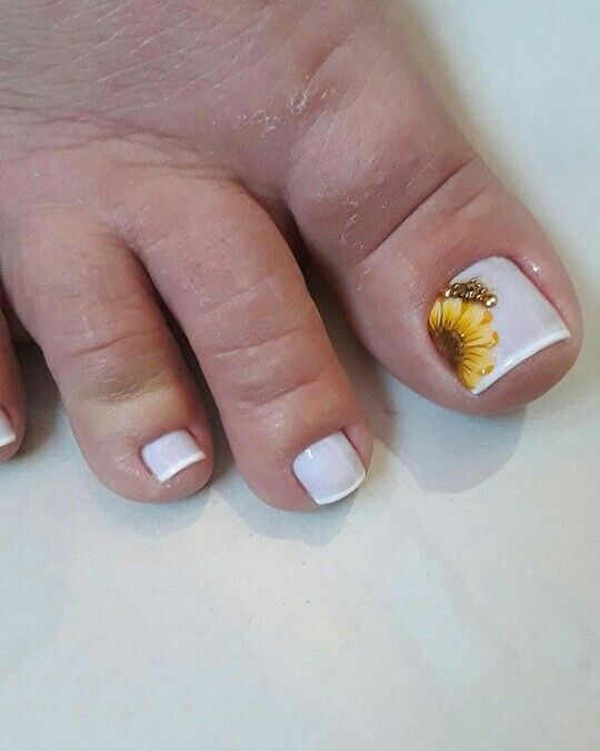 Guia Completo: Como Fazer Francesinha Perfeita nas Unhas dos Pés em Casa