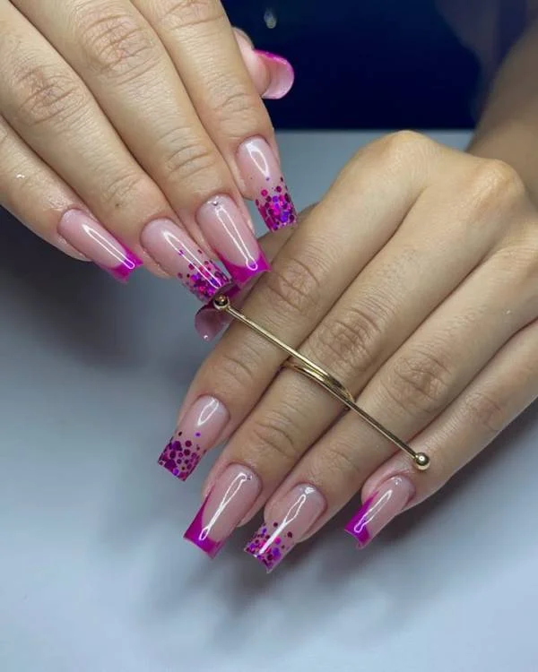 unha quadrada francesinha moderna