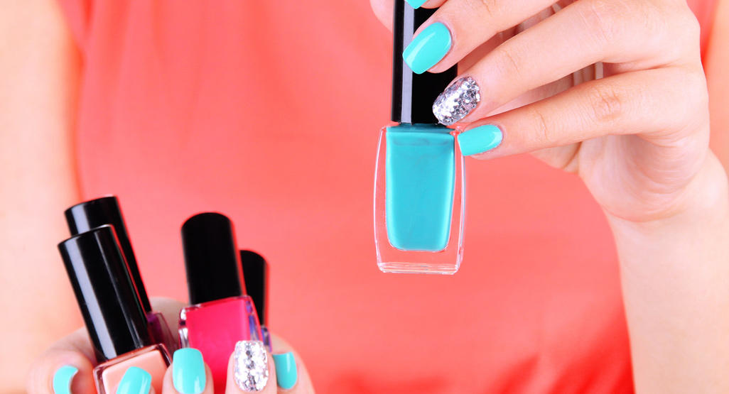 5 ideias de títulos:
1. Unhas de Gel na Gravidez: Guia Completo para Gestantes
2. Os Riscos Ocultos das Unhas de Gel Durante a Gestação
3. Mitos e Verdades: Unhas de Gel e a Saúde do Bebê
4. Como Fazer Unhas de Gel com Segurança na Gravidez
5. Alternativas Seguras para Unhas de Gel para Gestantes