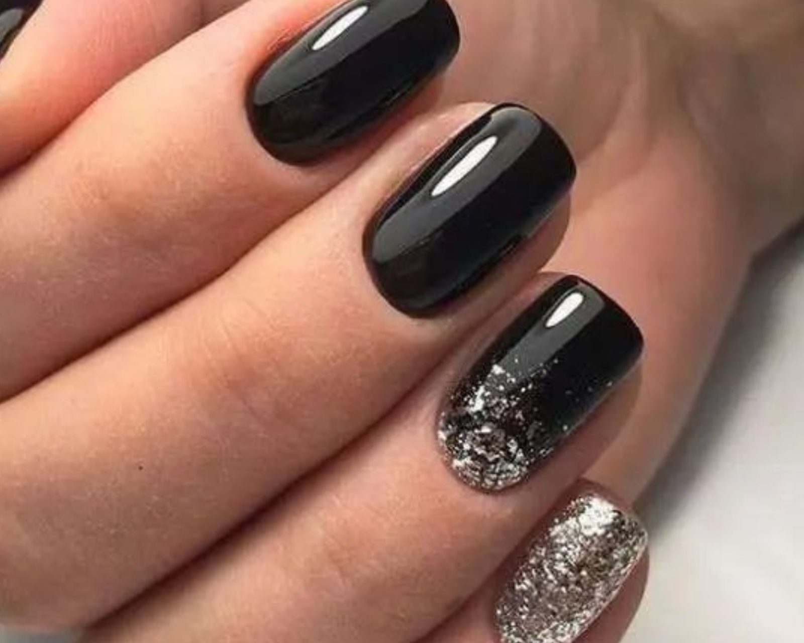 Guia completo: Francesinha preta vs. Francesinha meia lua