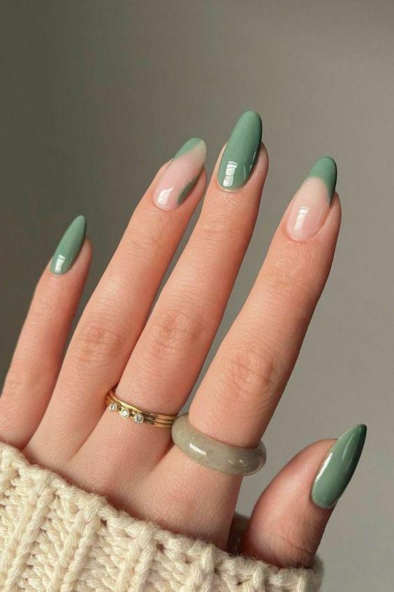 unhas em gel encapsuladas