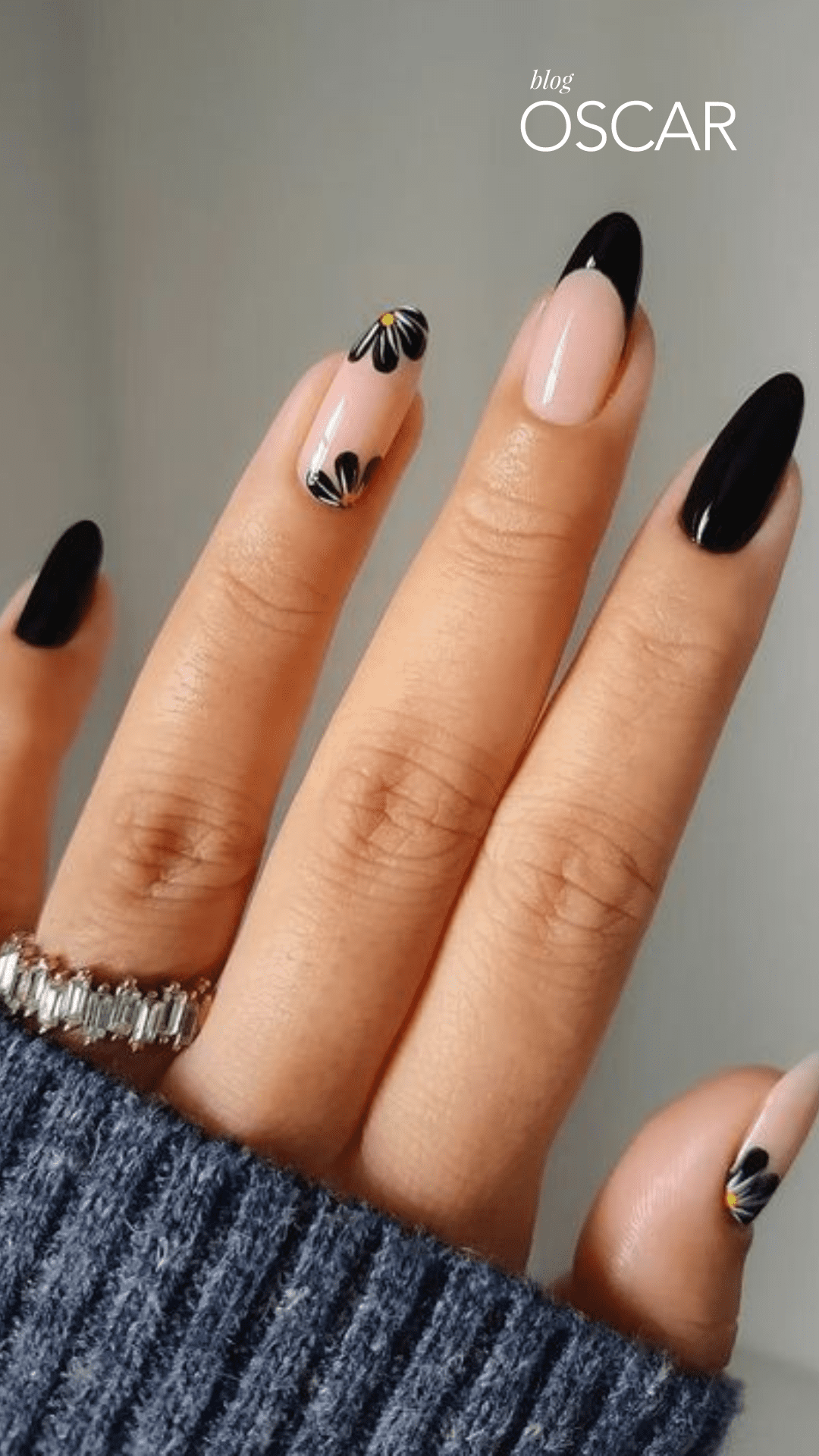 5 ideias de títulos:
1. Unhas em Gel Pretas: As Tendências Mais Quentes para 2026
2. Do Minimalismo ao Glamour: Inspirações de Unhas Pretas para Arrasar
3. Glitter