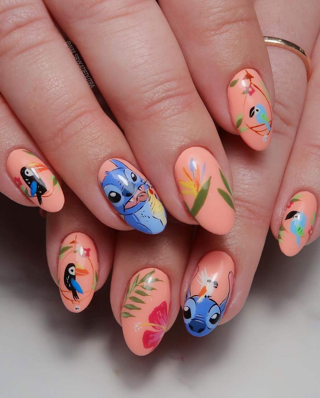 unhas simples e bonitas para escola