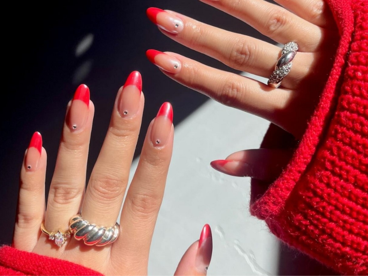 Harmonia Perfeita: Cores que Combinam com Unhas Vermelhas