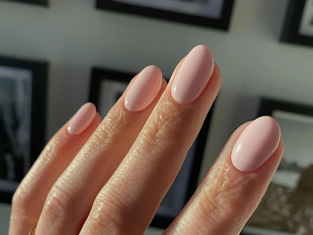 Tendências de formatos de unhas para festas de fim de ano