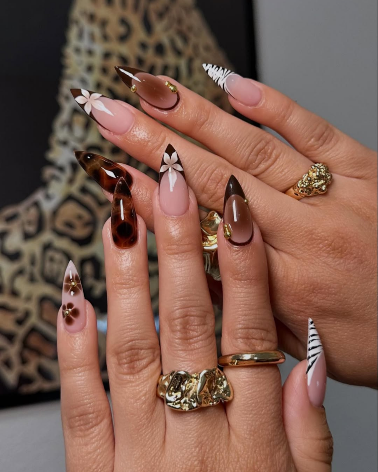 unha stiletto minimalista