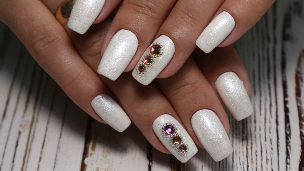 unhas metalizadas ano novo