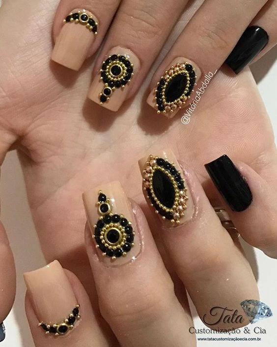 joias de unha para pés