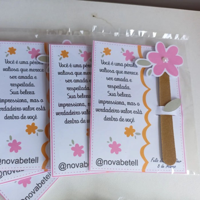 lembrancinha com lixa de unha