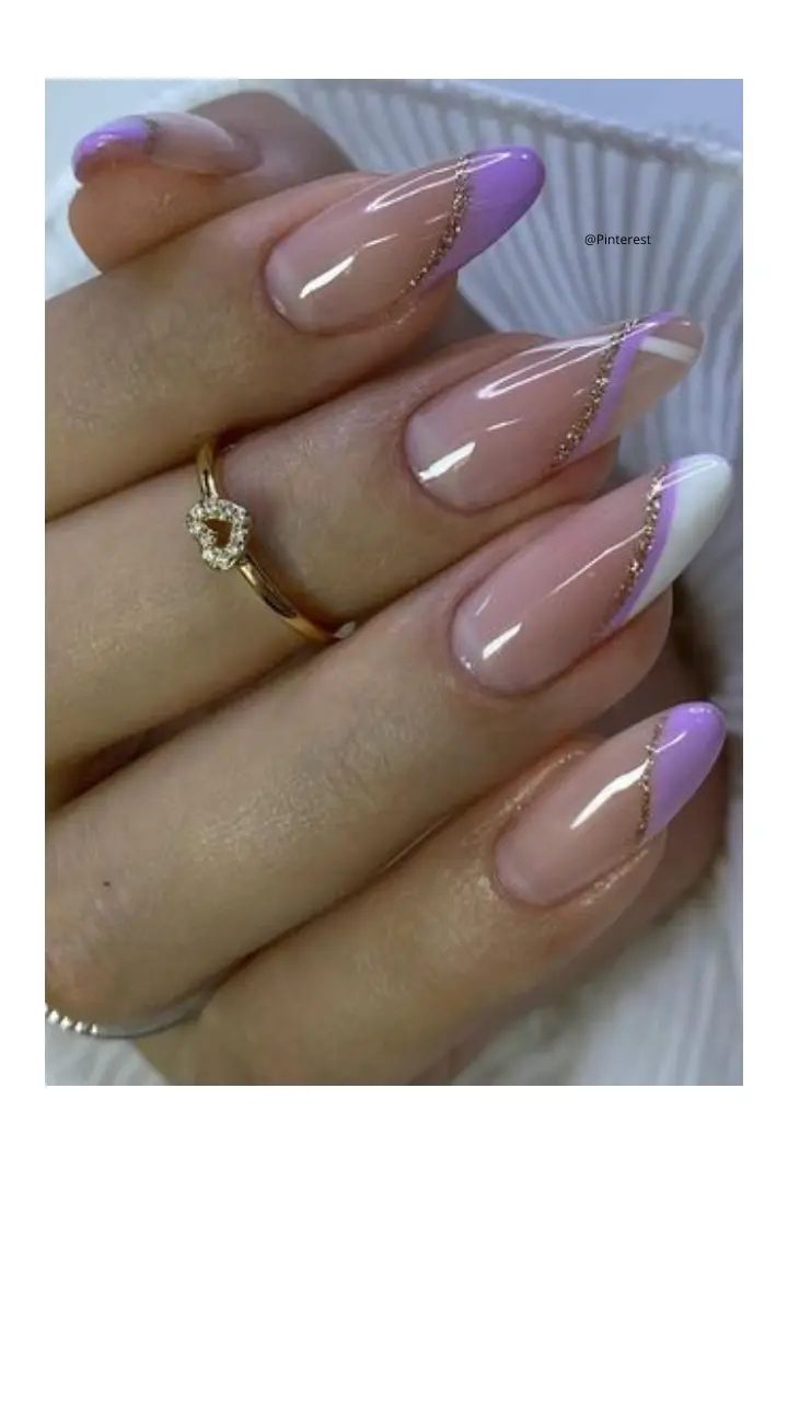 unhas de gel decoradas com traços finos